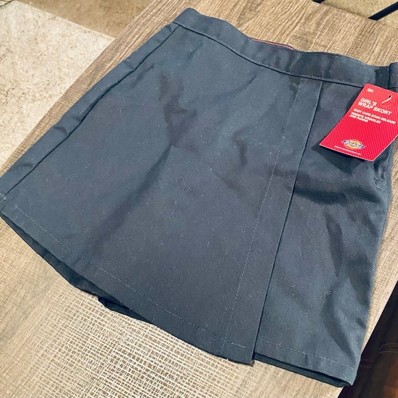Dickie’s Girl’s Wrap Skort School Uniform Skort Navy Blue! - Picture 3 of 9